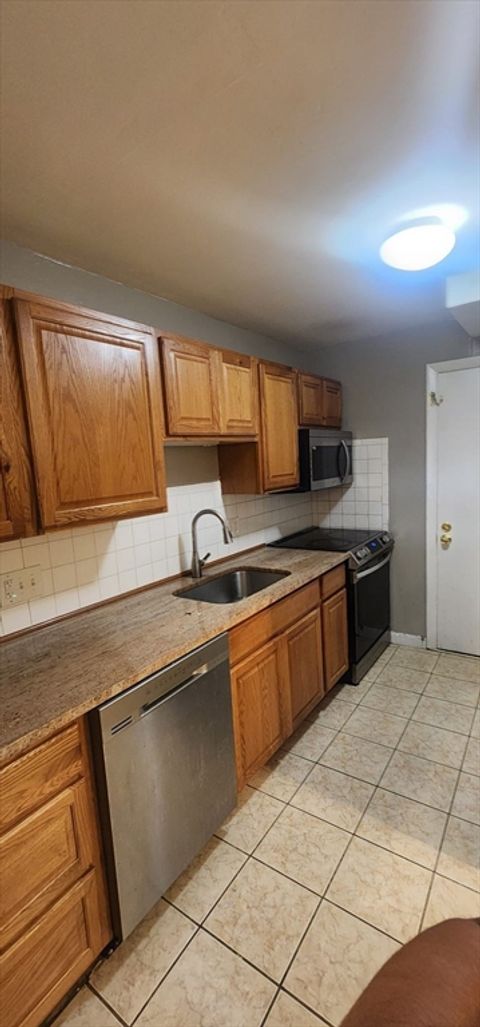 800 Governors Dr 6 Winthrop MA 02152