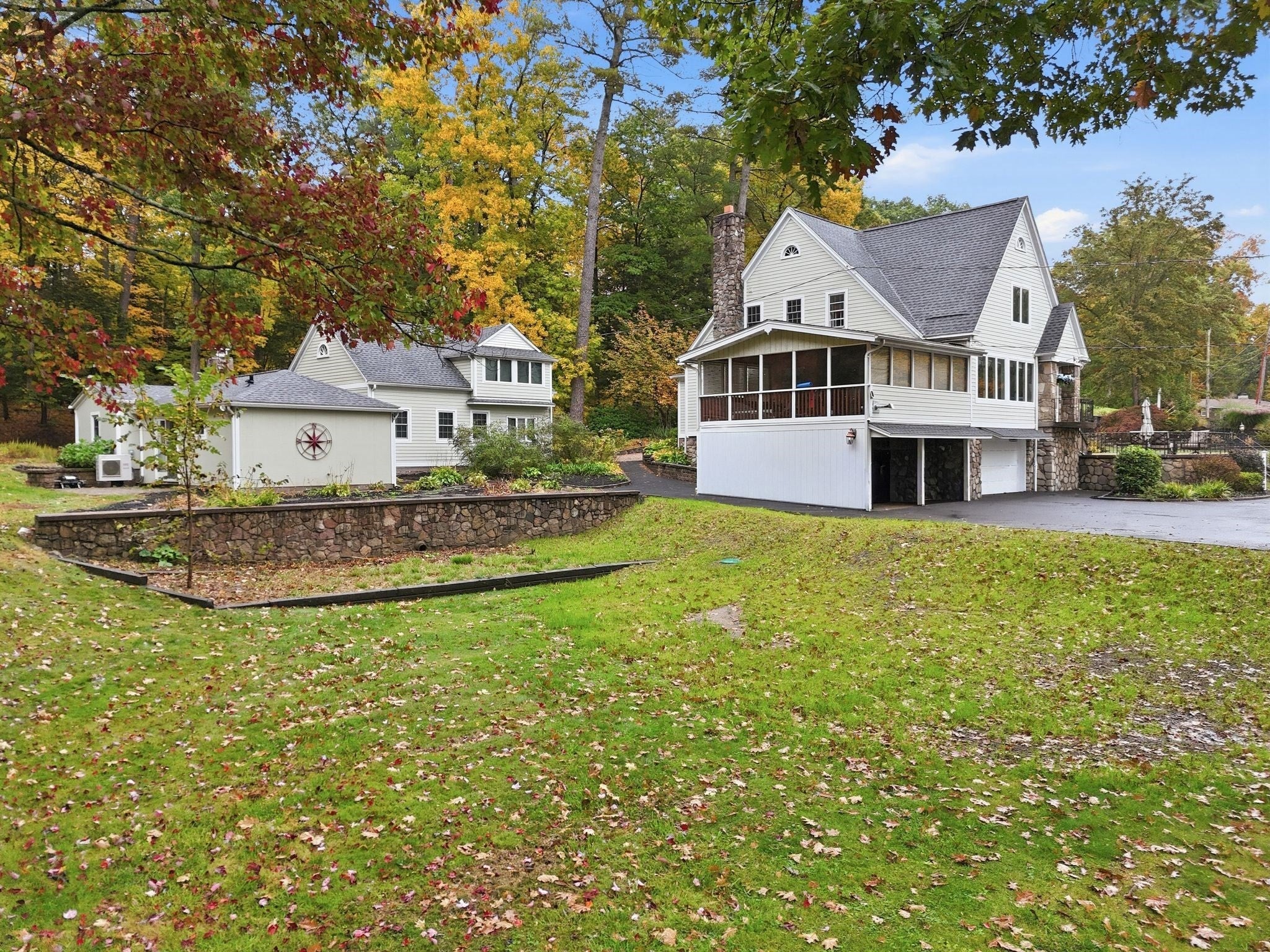 670 Amherst Rd, Granby, MA Photo #3