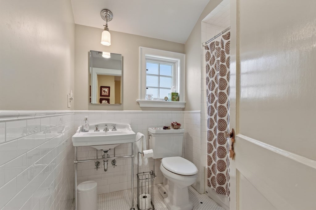 165 Thacher St, Milton, MA, 165 Thacher St, Milton, MA Photo #22