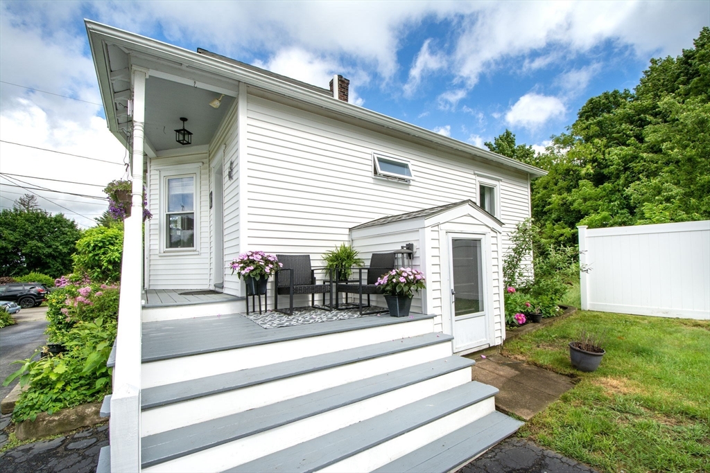 25 Ridge Street