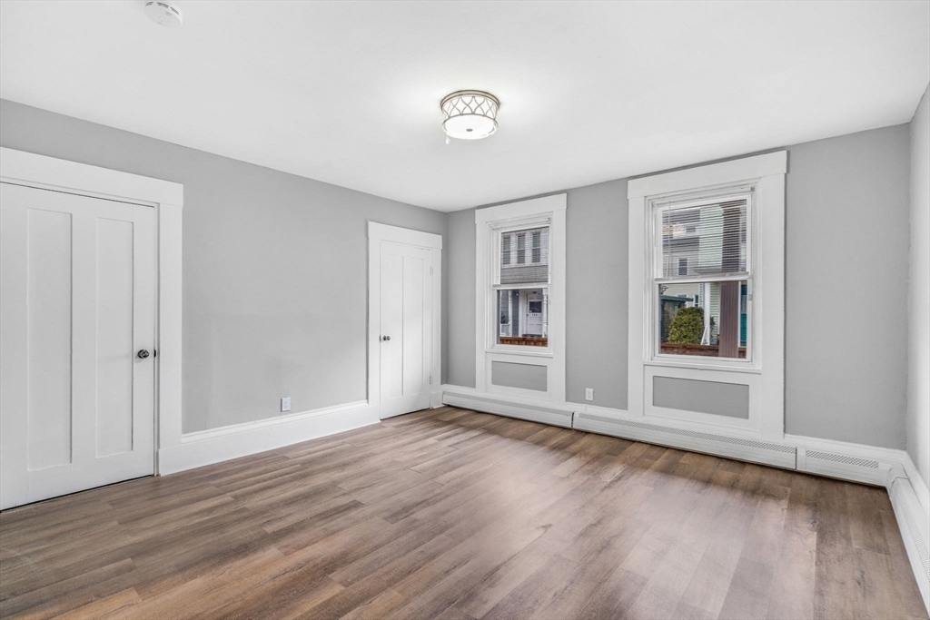 118 Maxfield St
