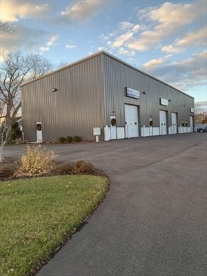 232-236 Huttleston Ave 1