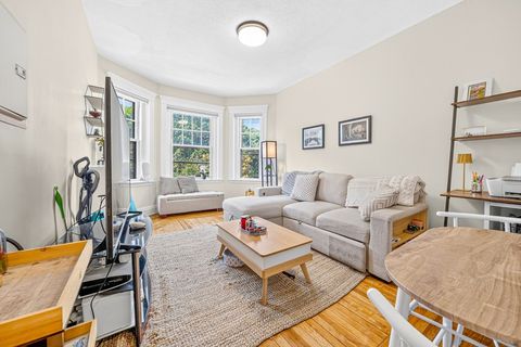 Photo of 324 Chestnut Hill Ave #9, Boston, MA 01235 (MLS # 73538481)