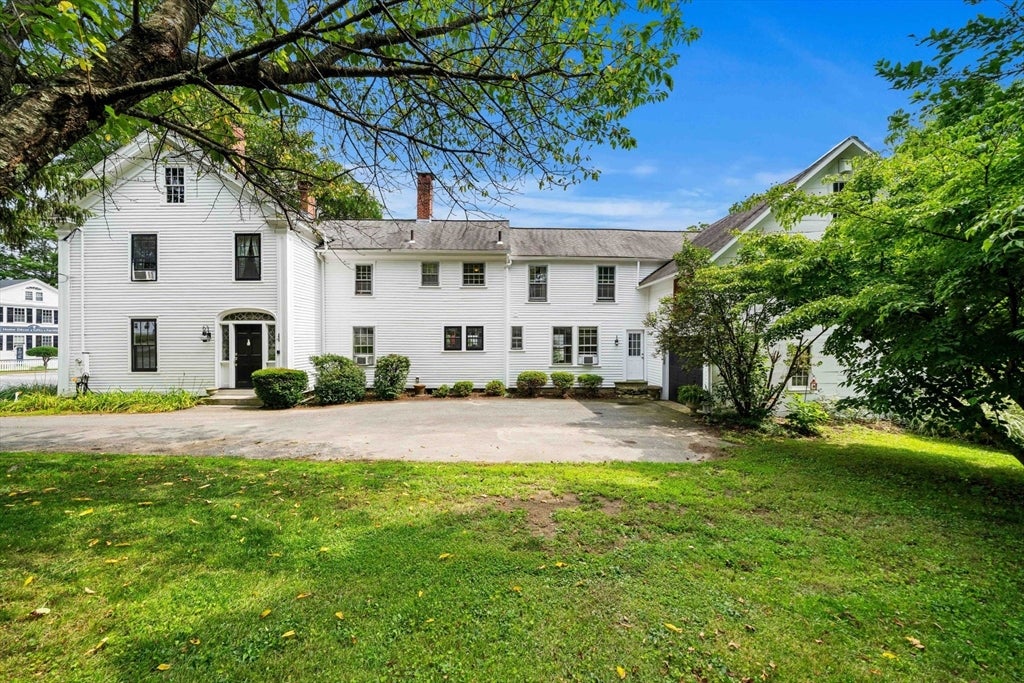 Photo of 217 Main St, Groton, MA