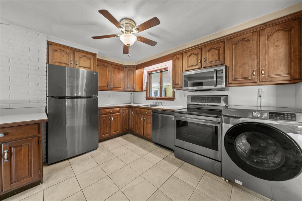 11 Nichols Road, Peabody, MA Photo #16