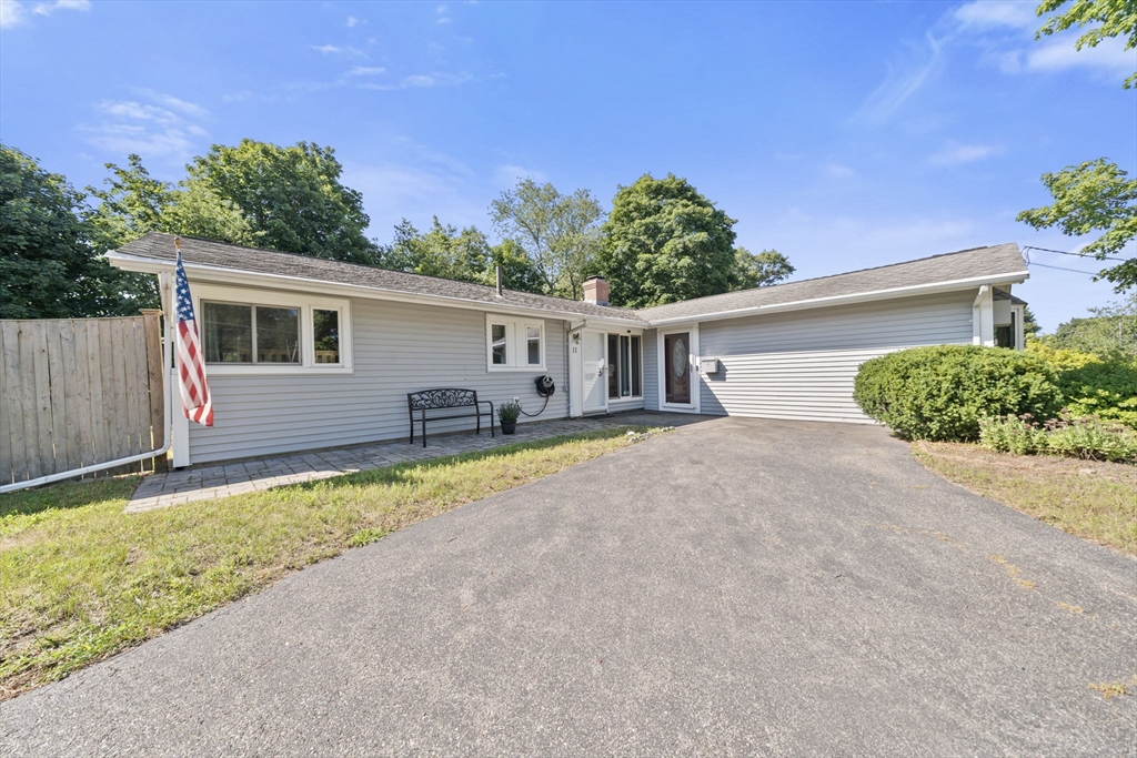 Photo of 11 Nichols Road, Peabody, MA