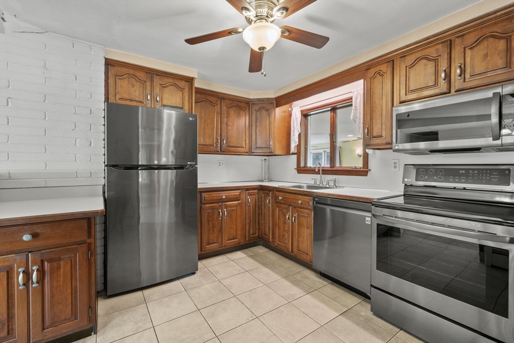 11 Nichols Road, Peabody, MA Photo #15