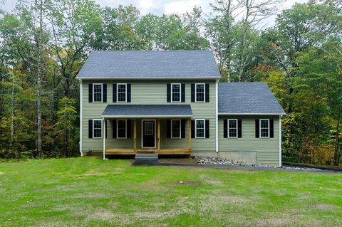 76 North Brookfield Rd New Braintree MA 01531