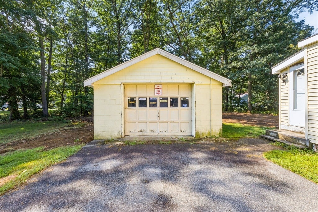 59 School St, Tewksbury, MA, 59 School St, Tewksbury, MA Photo #6