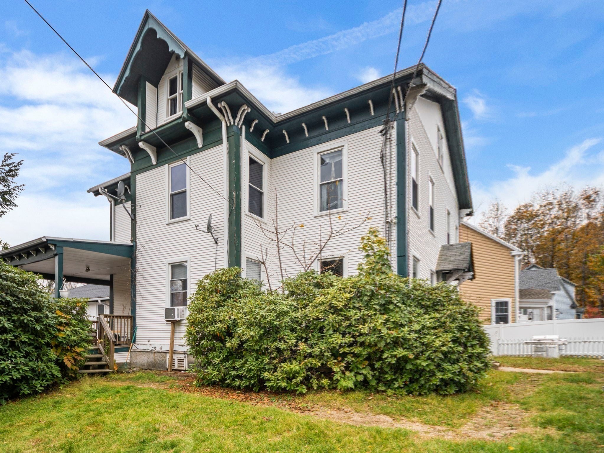 35 Cedar St