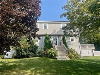 92 Colchester Dr, Plymouth, MA Photo #2