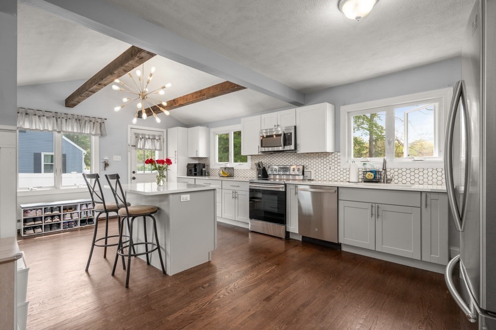 497 Foster Rd, Tewksbury, MA Photo #8