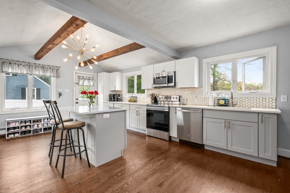 497 Foster Rd, Tewksbury, MA Photo #13