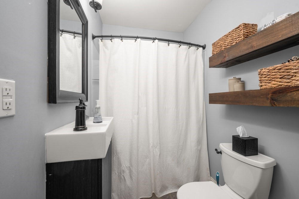 497 Foster Rd, Tewksbury, MA Photo #19