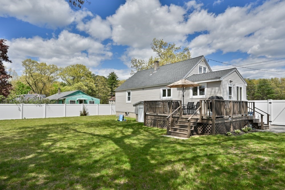 497 Foster Rd, Tewksbury, MA Photo #36