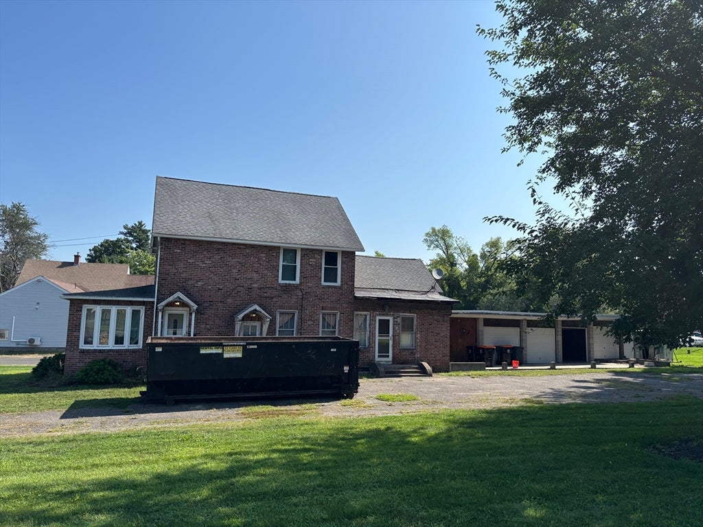 456 Granby Rd