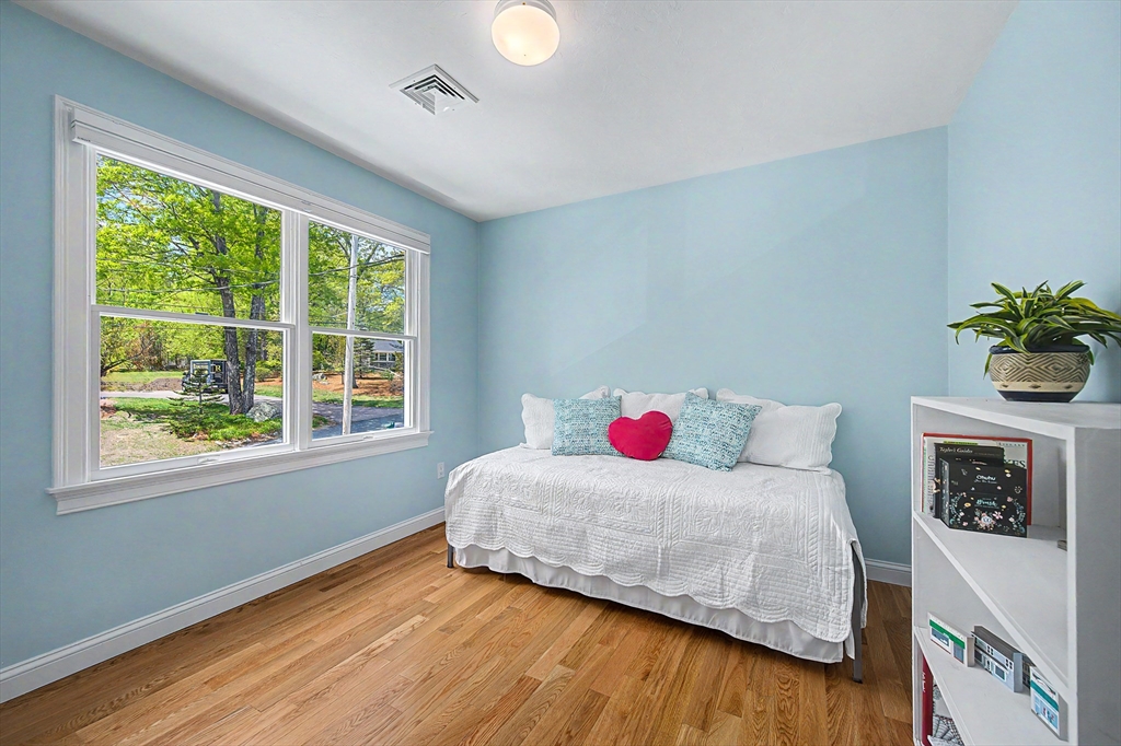 67 Oakhurst Rd, Hopkinton, MA Photo #30
