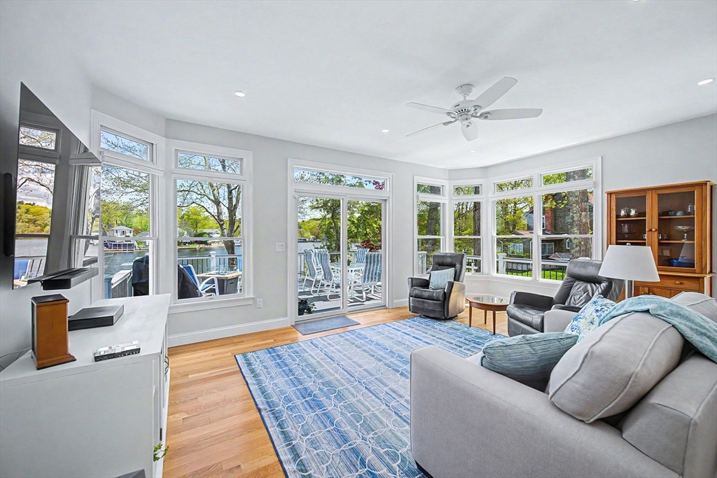 67 Oakhurst Rd, Hopkinton, MA Photo #13