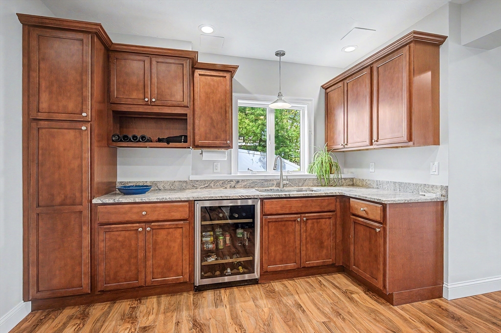 67 Oakhurst Rd, Hopkinton, MA Photo #31