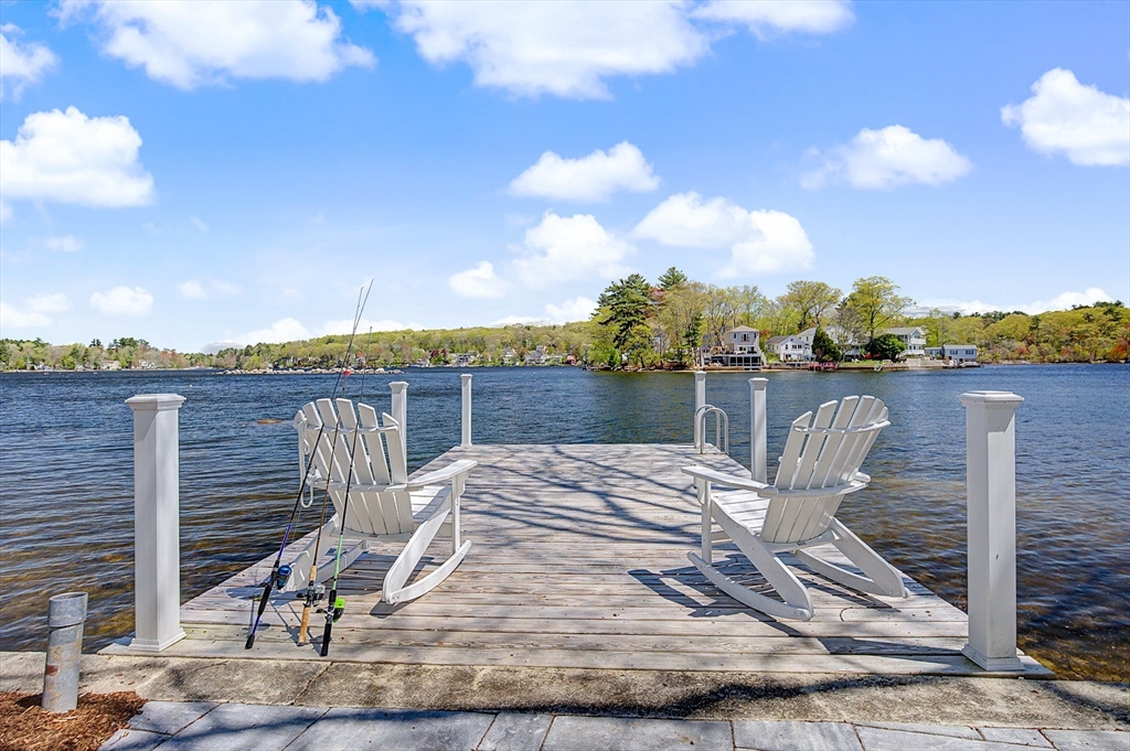 67 Oakhurst Rd, Hopkinton, MA Photo #2
