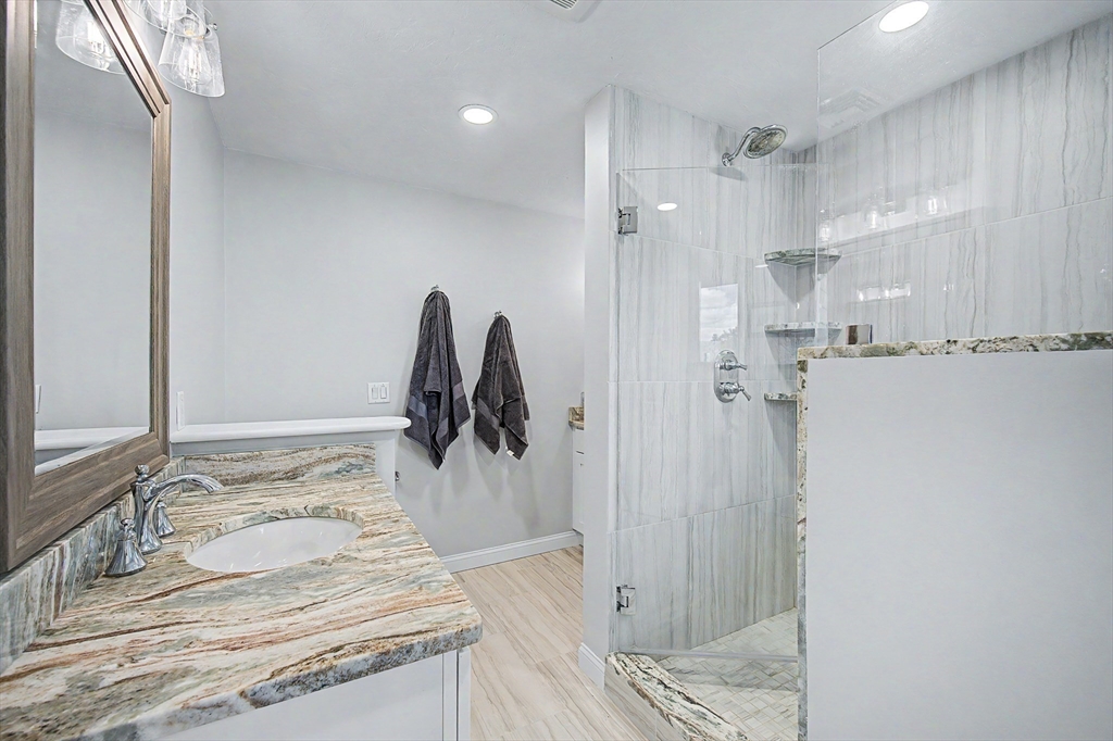 67 Oakhurst Rd, Hopkinton, MA Photo #25
