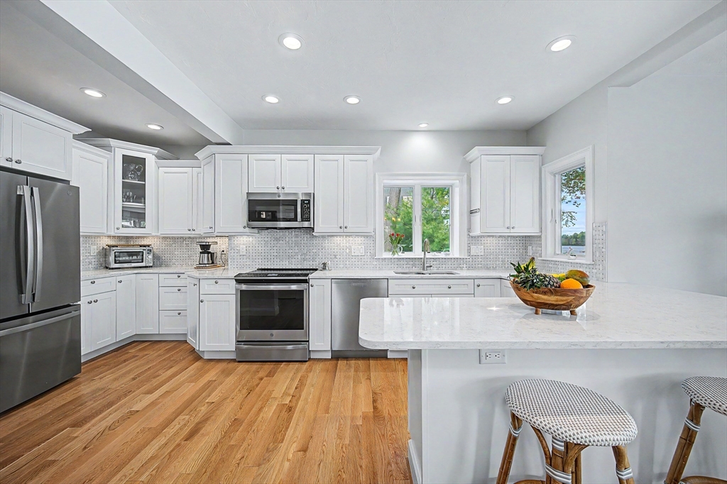 67 Oakhurst Rd, Hopkinton, MA Photo #11