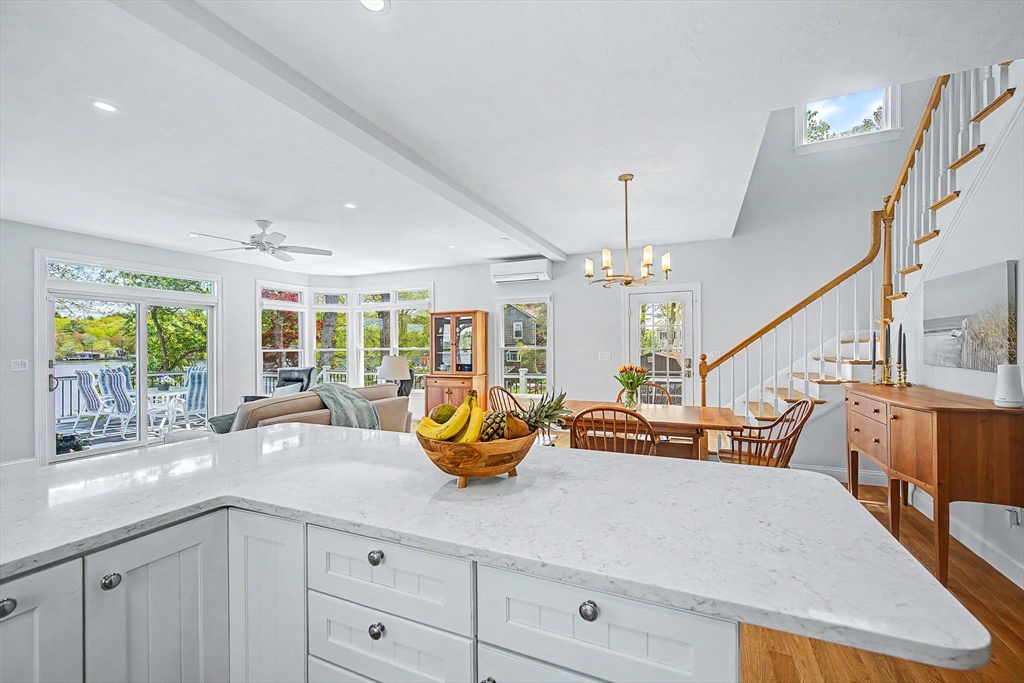 67 Oakhurst Rd, Hopkinton, MA Photo #9