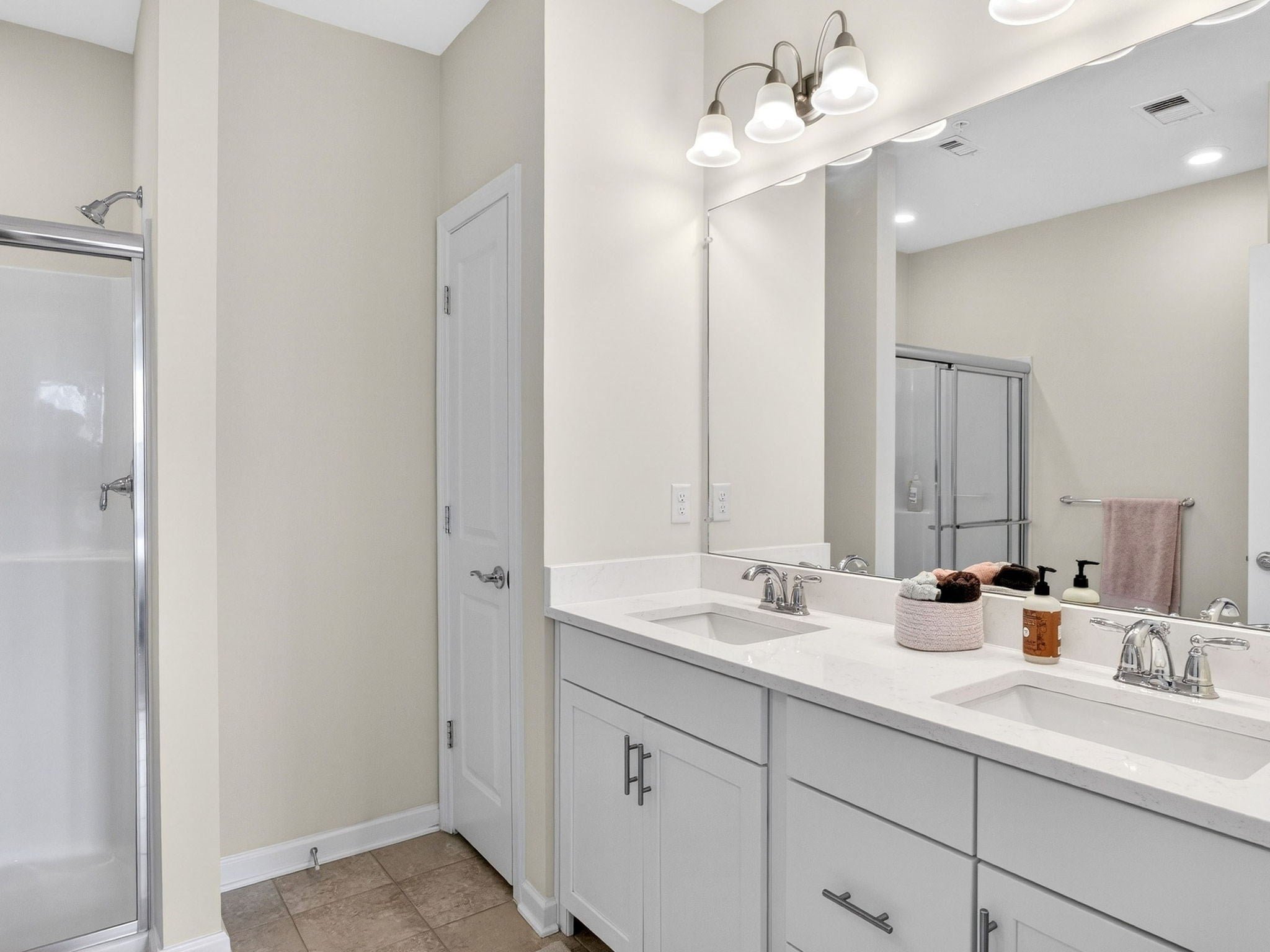 4 Peters Farm Way #206, Westborough, MA, 4 Peters Farm Way #206, Westborough, MA Photo #23