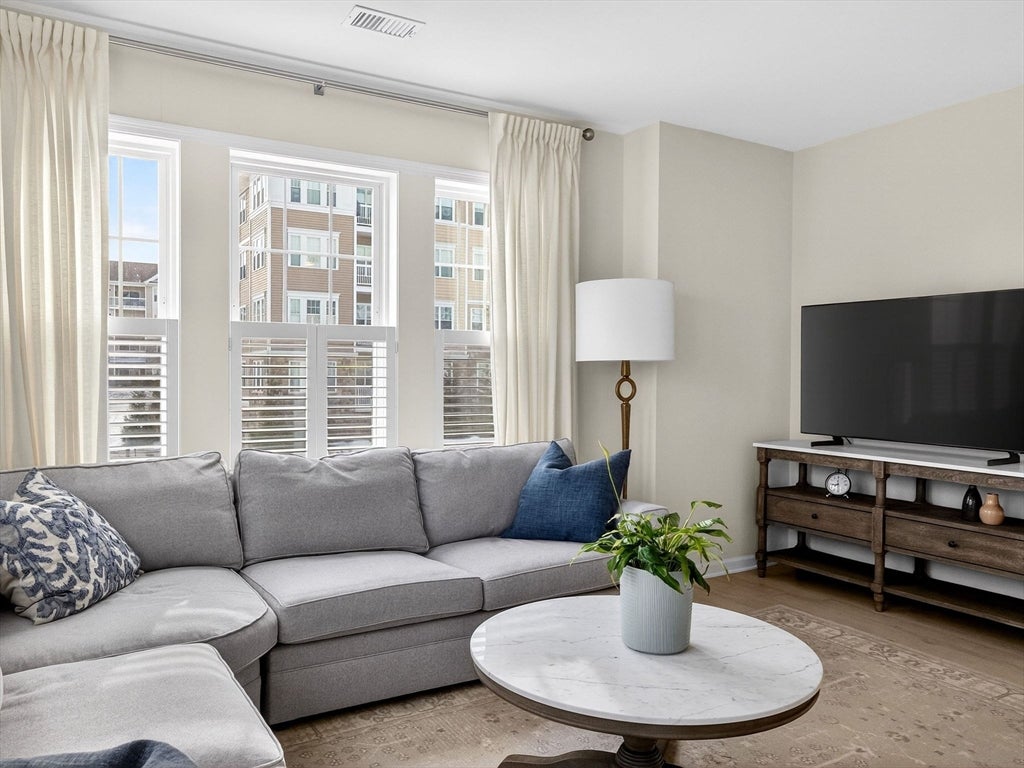 4 Peters Farm Way #206, Westborough, MA Photo #14