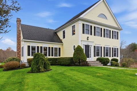 Photo of 200 Maple St, Stow, MA 01775 (MLS # 73510341)