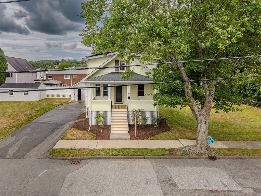 Photo of 23 Henry St, Saugus, MA
