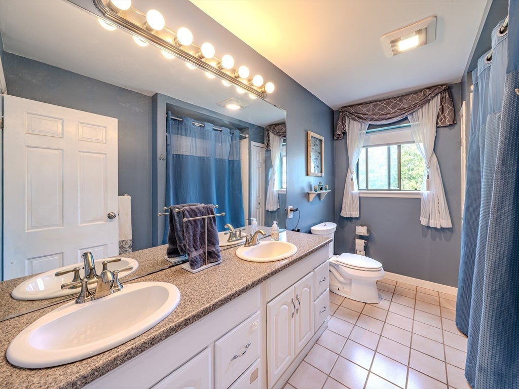 23 Henry St, Saugus, MA, 23 Henry St, Saugus, MA Photo #13