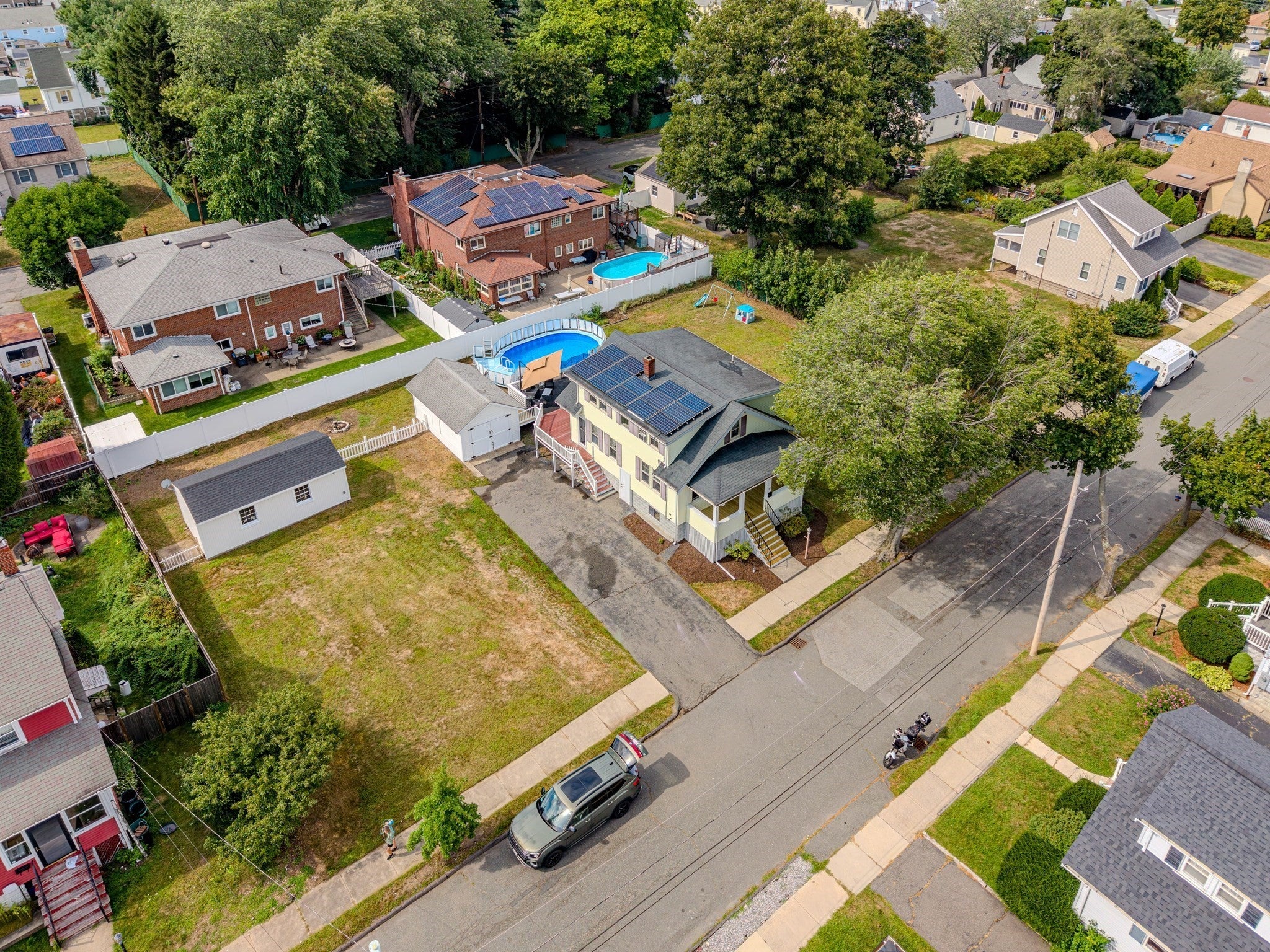 23 Henry St, Saugus MA 01906
