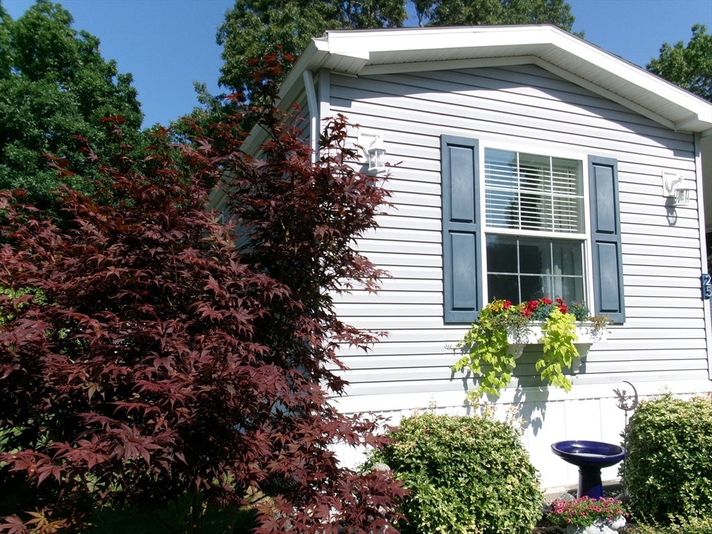 25 Bayberry Lane