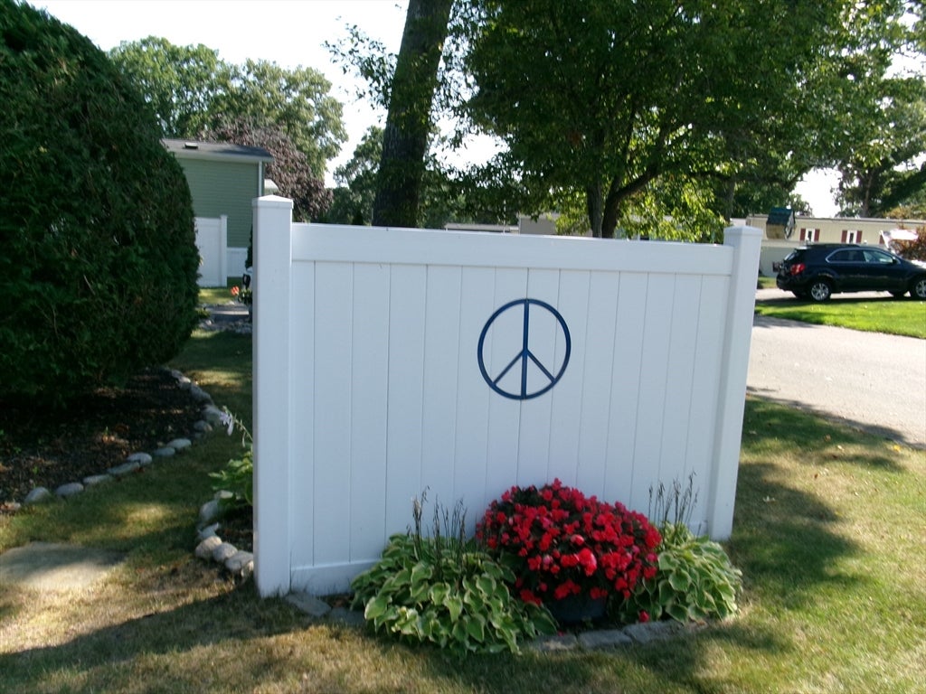 25 Bayberry Lane