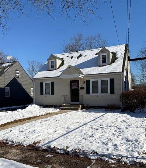 Photo of 251 Rosewell St, Springfield, MA 01109 (MLS # 73462724)