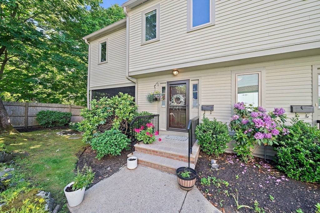 36 Maple St #36, Canton, MA, 36 Maple St #36, Canton, MA Photo #26