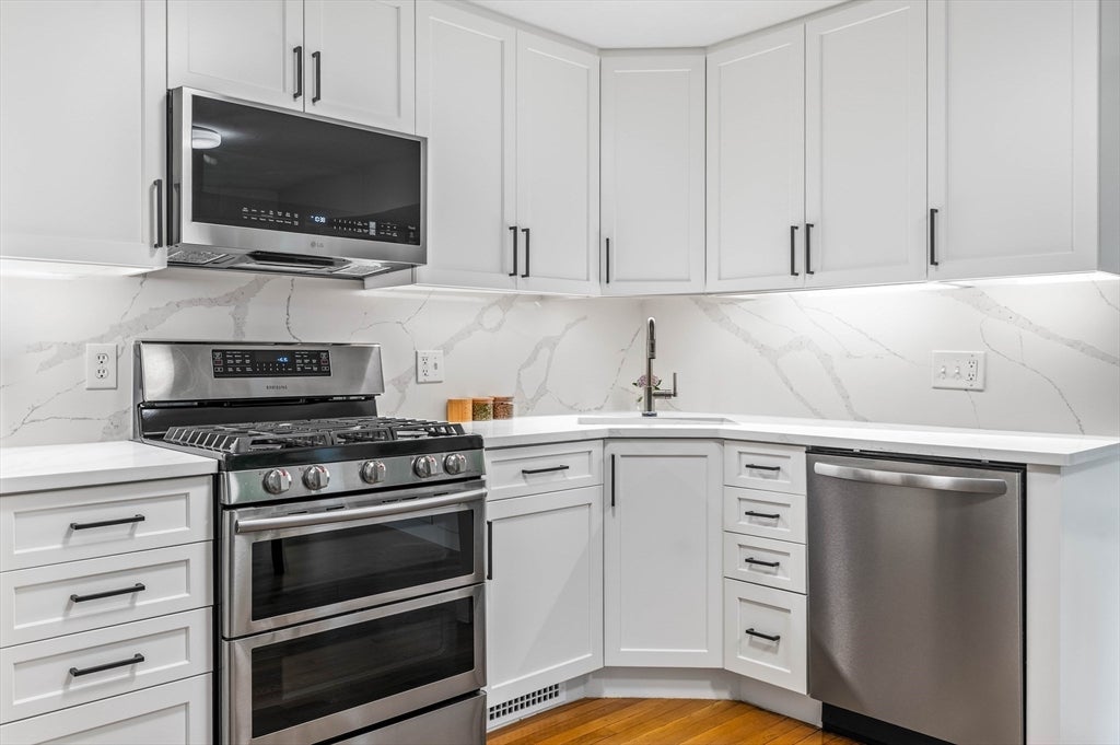 36 Maple St #36, Canton, MA, 36 Maple St #36, Canton, MA Photo #2
