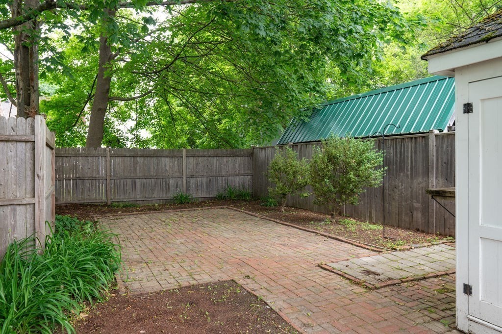 30 Oakland Street 2
