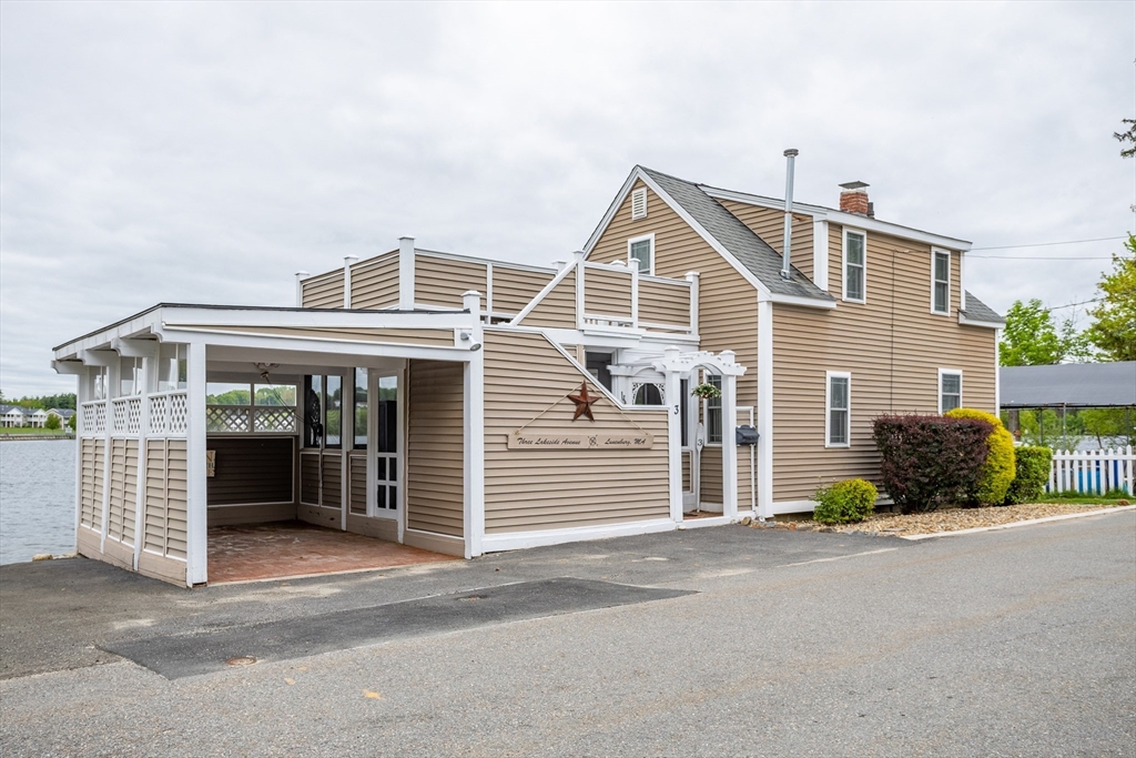 3 Lakeside Ave