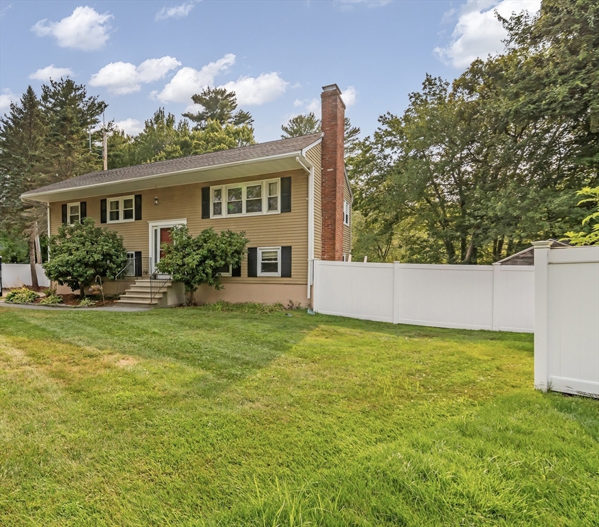 11 Brookside Lane