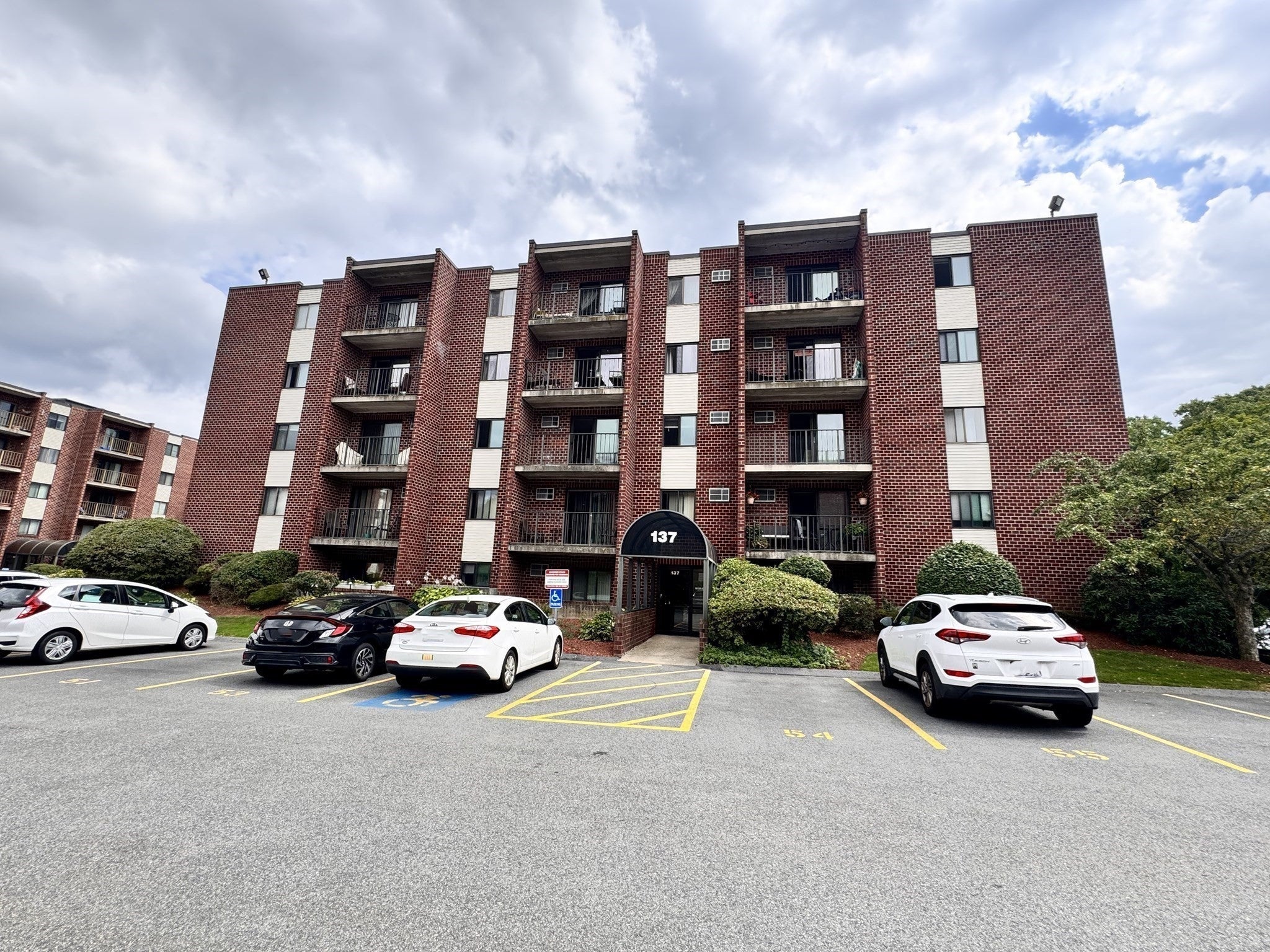 137 Franklin St #304, Stoneham, MA, 137 Franklin St #304, Stoneham, MA Photo #4