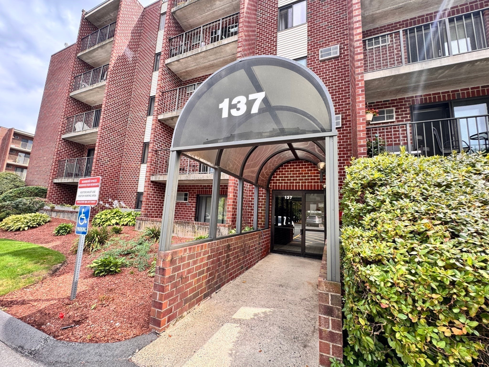 137 Franklin St #304, Stoneham, MA, 137 Franklin St #304, Stoneham, MA Photo #5