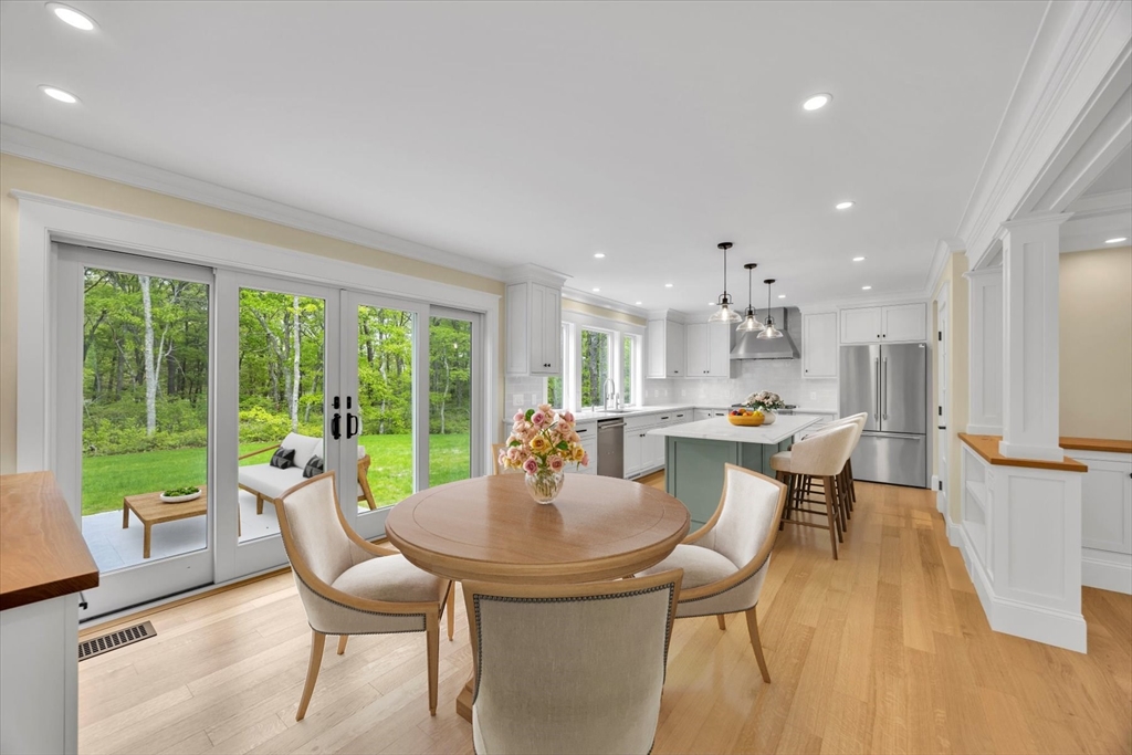 100 Spy Glass Hill Rd