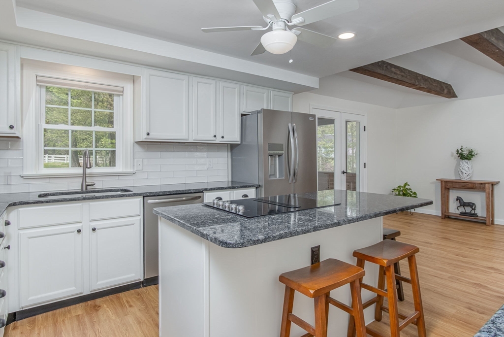 118 Lawrence St, Pepperell, MA Photo #13