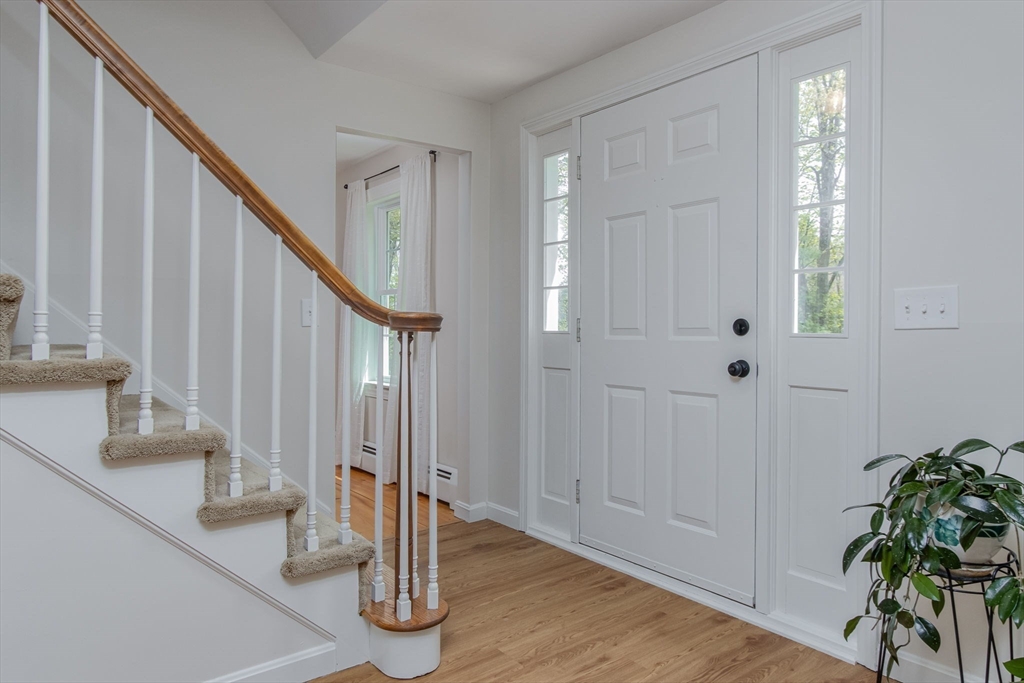 118 Lawrence St, Pepperell, MA Photo #10