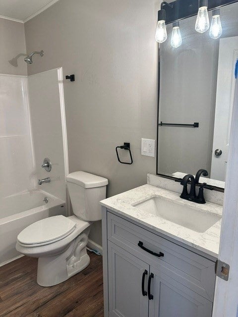 18 Maplewood Ave, Chicopee, MA, 18 Maplewood Ave, Chicopee, MA Photo #8