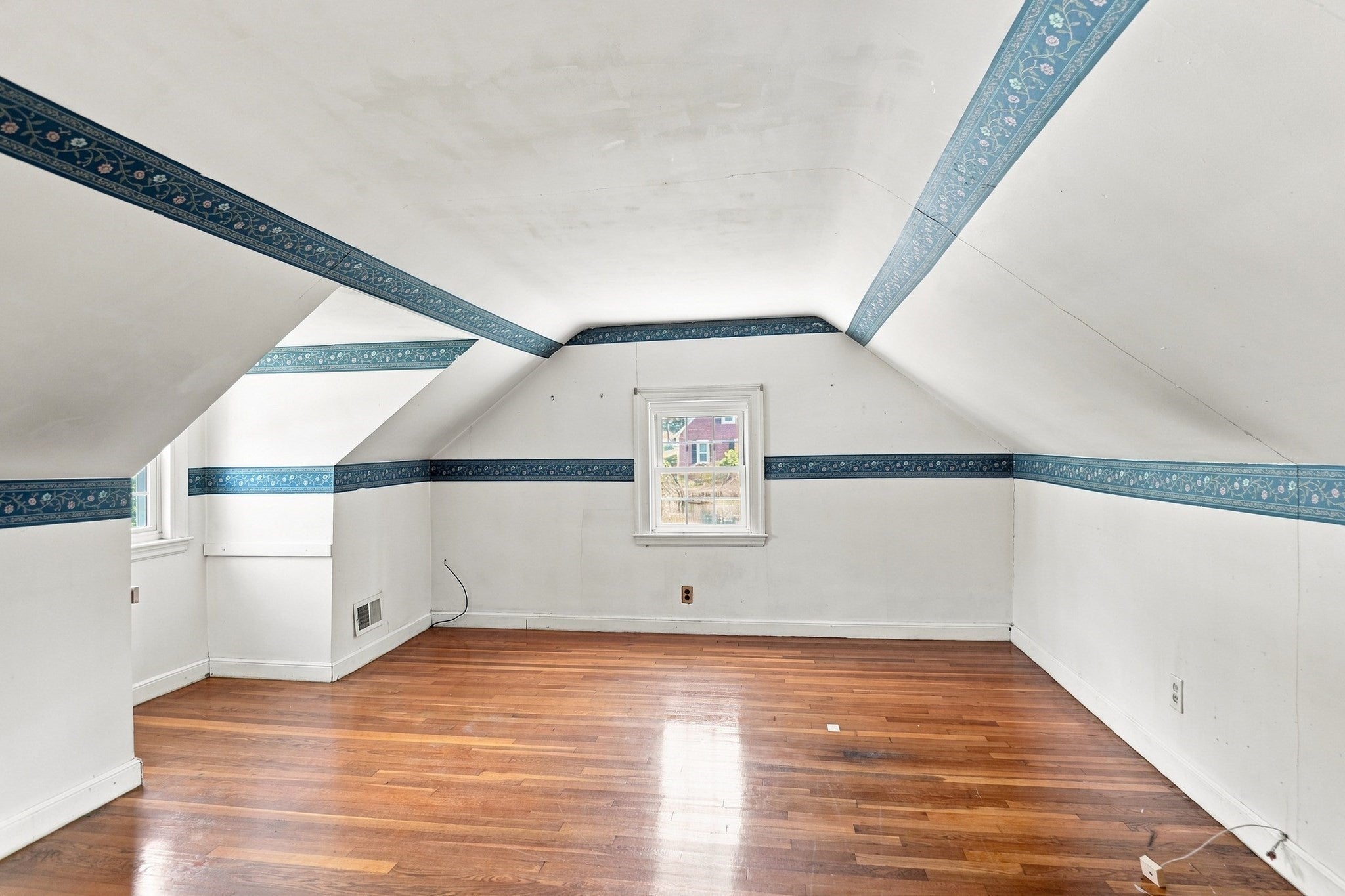 23 Mayflower Road, Woburn, MA, 23 Mayflower Road, Woburn, MA Photo #19