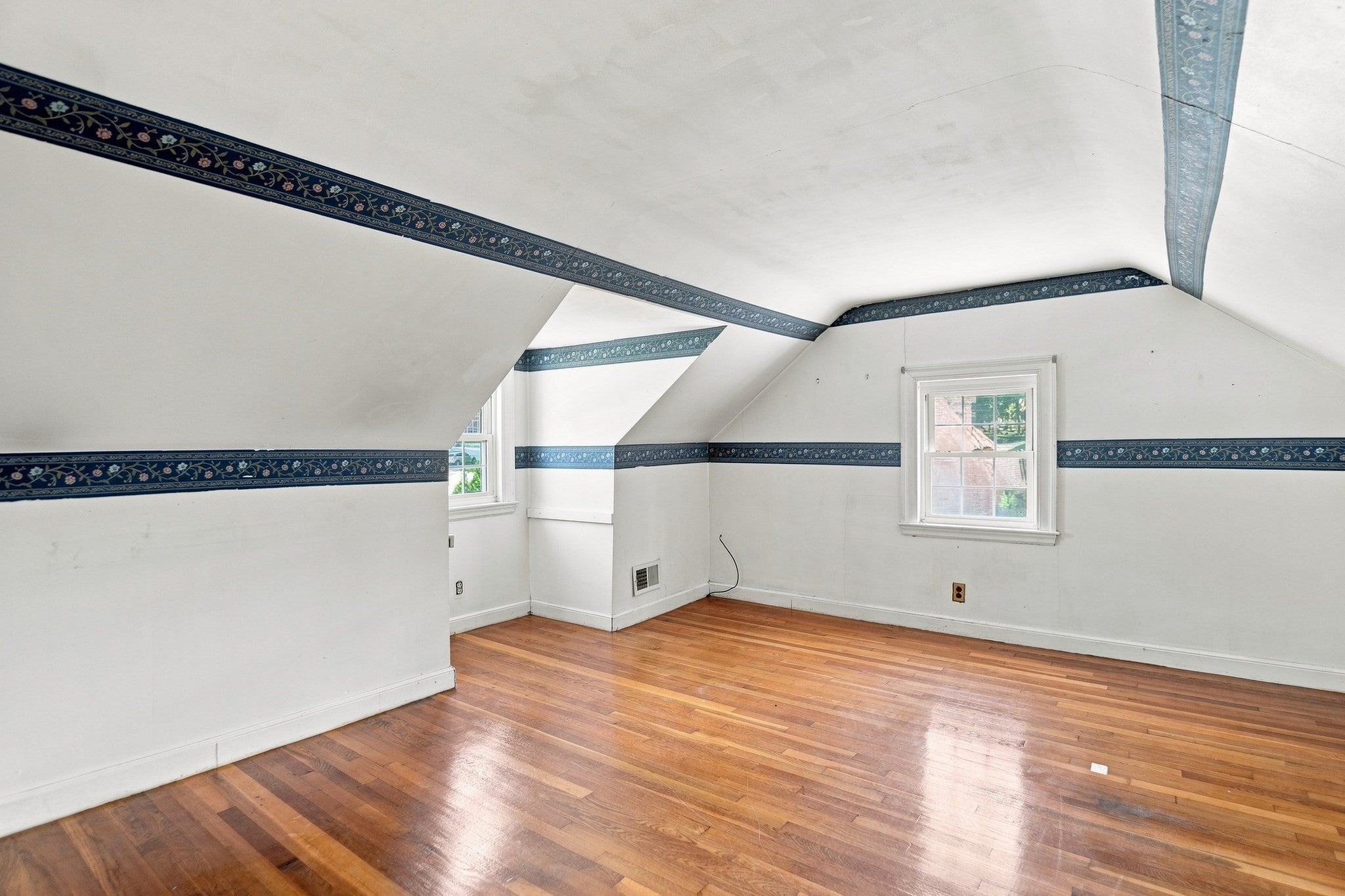 23 Mayflower Road, Woburn, MA, 23 Mayflower Road, Woburn, MA Photo #20