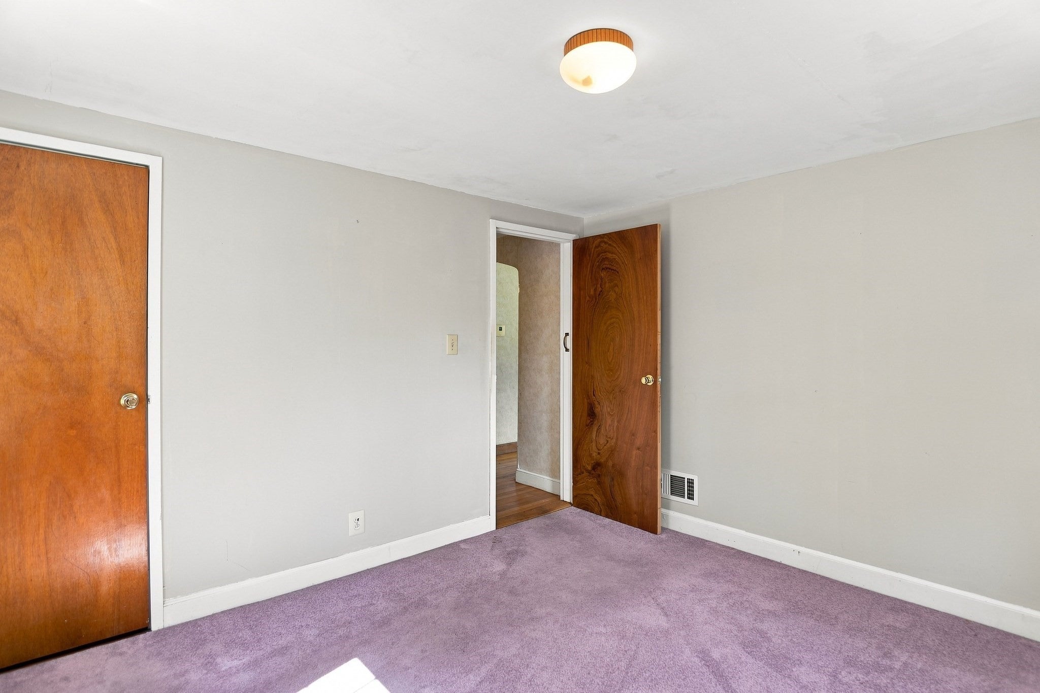 23 Mayflower Road, Woburn, MA, 23 Mayflower Road, Woburn, MA Photo #28